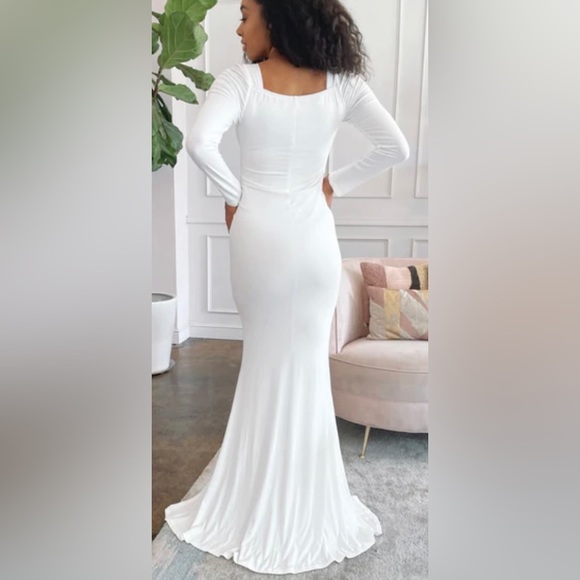 Elegant White Maxi Dress - Picture 2 of 3